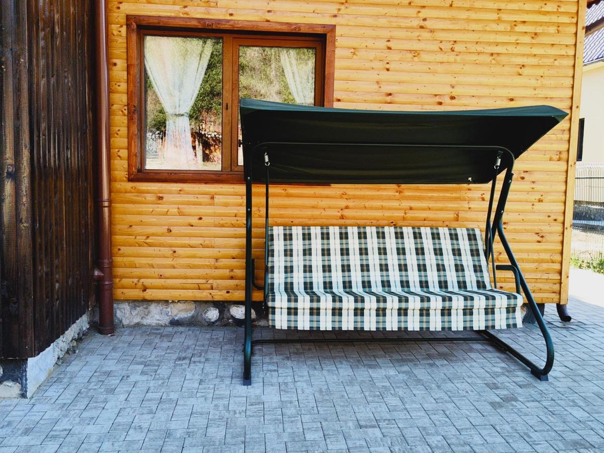 Villa Sezatoarea Lupilor Lepşa Esterno foto