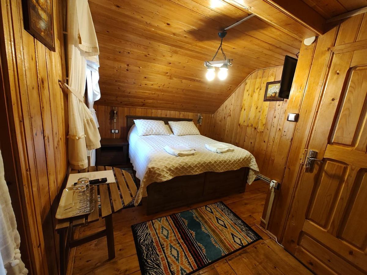 Villa Sezatoarea Lupilor Lepşa Esterno foto